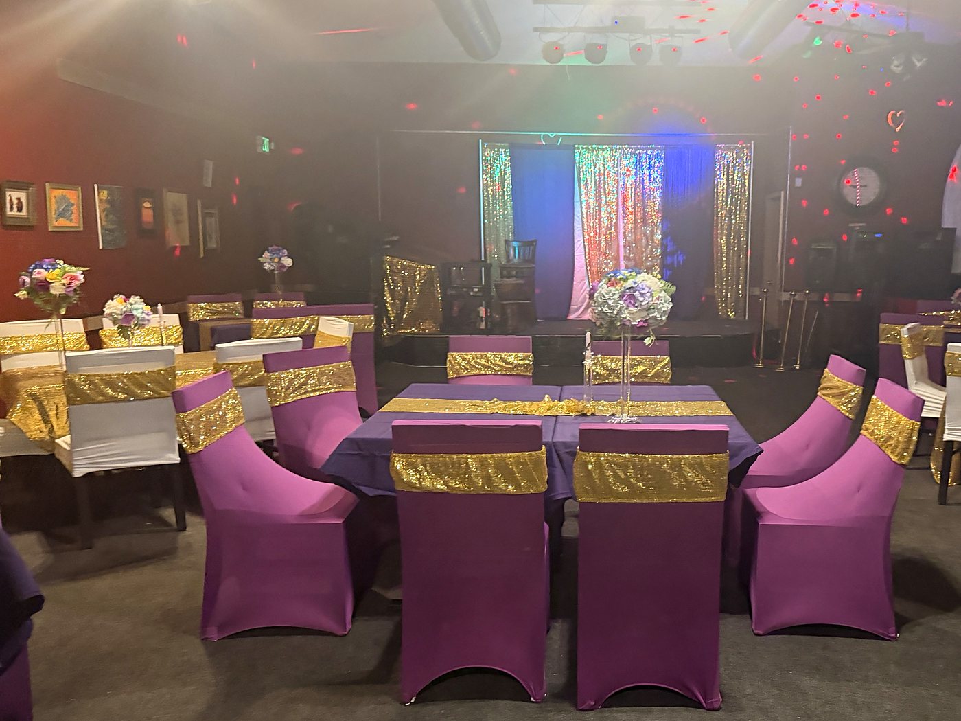 The stage and dining room at Ritho Caribbean Spot, set for an event
